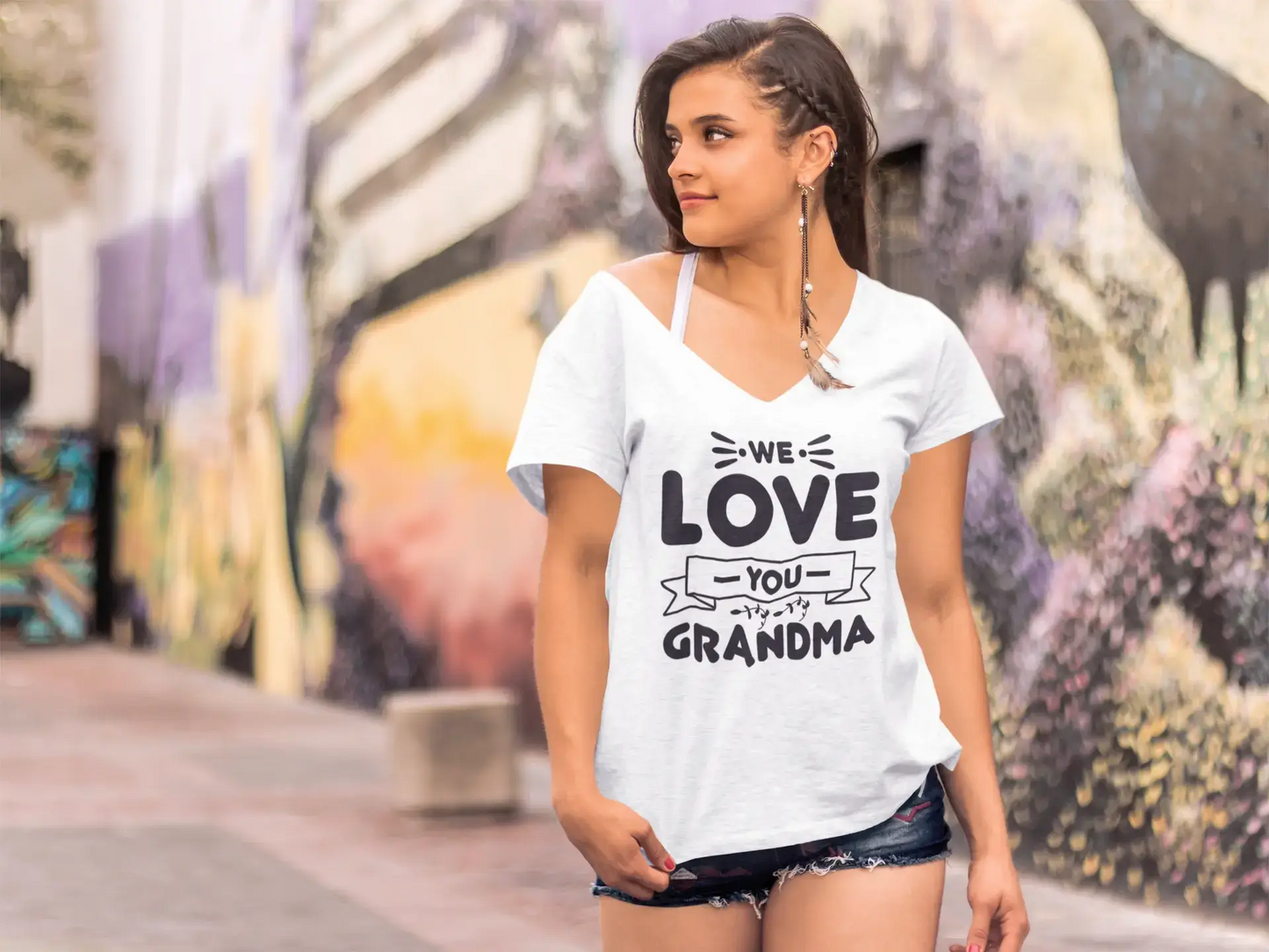 ULTRABASIC Women's T-Shirt We Love You Grandma - Short Sleeve Tee Shirt Tops